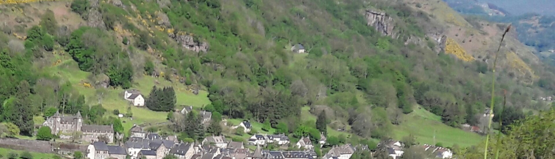 Randonnées Pédestres Activités Sports Fontanges Cantal Auvergne